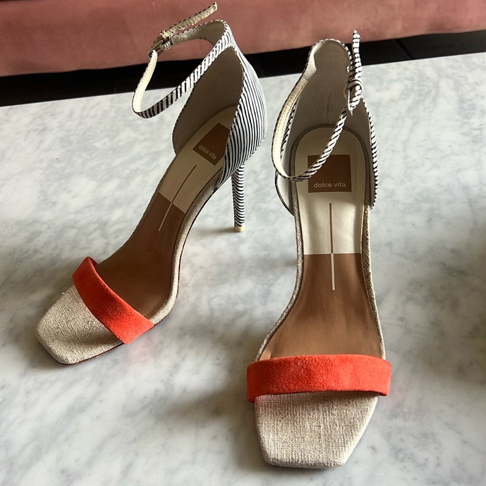 Dolce Vita size 39 heeled sandal